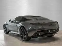 Gebraucht Aston Martin DB12 680 PS (500 kW) 2025 Magnetic silver Coupé