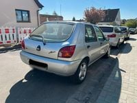 Usata Ford Fiesta 75 CV (55 kW) 1999 Argento Utilitaria