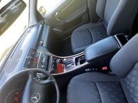 Gebraucht Mercedes C200 Elegance 116 PS (85 kW) 2001 Silber Limousine