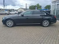 Gebraucht Mercedes E200 Exclusive 184 PS (135 kW) 2017 Obsidianschwarz  metalliclack (metallic) Limousine
