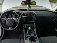 Gebraucht Jaguar XE 163 PS (119 kW) 2016 Weiß Limousine