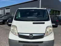 Second-hand Opel Vivaro 114 CP (83 kW) 2012 Alb Monovolum