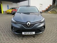Gebraucht Renault Clio V Intens 140 PS (102 kW) 2021 Grau Limousine