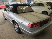 Gebraucht Alfa Romeo Spider 126 PS (92 kW) 1990 Grau Cabrio