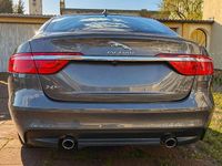 Gebraucht Jaguar XF R-Sport 241 PS (177 kW) 2019 Grau Limousine