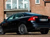 Gebraucht Volvo S60 330 PS (242 kW) 2011 Schwarz Limousine