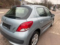 Gebraucht Peugeot 207 95 PS (69 kW) 2010 Blau Limousine