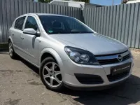 Gebraucht Opel Astra 90 PS (66 kW) 2006 Silber Limousine