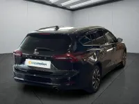 Gebraucht Ford Focus Titanium 125 PS (91 kW) 2024 Schwarz Kombi