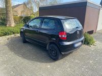 Gebraucht VW Fox 54 PS (39 kW) 2007 Schwarz Kleinwagen