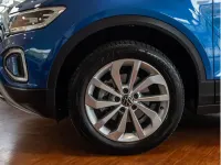 Gebraucht VW T-Roc Cabriolet Style 150 PS (110 kW) 2023 Blau Cabrio
