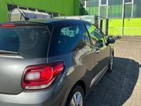 Gebraucht Citroën DS3 68 PS (50 kW) 2012 Grau Kleinwagen