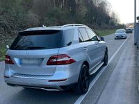 Gebraucht Mercedes ML350 257 PS (189 kW) 2013 Silber SUV