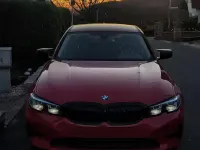 Gebraucht BMW 320 Advantage 184 PS (135 kW) 2019 Rot Limousine