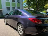 Gebraucht Opel Insignia Edition 140 PS (102 kW) 2012 Blau Limousine