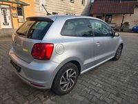 Gebraucht VW Polo Sound 90 PS (66 kW) 2017 Silber Kleinwagen