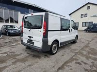 Gebraucht Renault Trafic 114 PS (83 kW) 2008 Weiß Van / Kleinbus