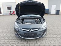 Gebraucht Opel Astra Innovation 165 PS (121 kW) 2013 Schwarz Kombi