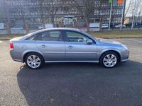 Gebraucht Opel Vectra Edition 155 PS (114 kW) 2005 Lichtsilber m2 Limousine