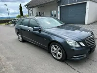 Gebraucht Mercedes E220 170 PS (125 kW) 2012 Grau Kombi