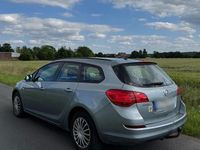 Gebraucht Opel Astra 110 PS (80 kW) 2012 Silber Kombi