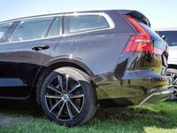 Brugt Volvo V60 Core 351 HK (258 kW) 2023 Sort Stationcar