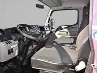 Gebraucht Mitsubishi Canter 175 PS (128 kW) 2021 Lila