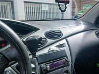 Gebraucht Ford Focus 74 PS (54 kW) 2002 Silber Limousine