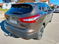 Gebraucht Nissan Qashqai 360º 136 PS (100 kW) 2016 Gold SUV