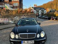 Gebraucht Mercedes E350 Avantgarde 272 PS (200 kW) 2005 Schwarz Limousine