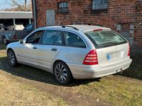 Gebraucht Mercedes C180 140 PS (102 kW) 2003 Silber Kombi