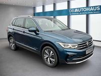 Gebraucht VW Tiguan Elegance 245 PS (180 kW) 2022 Blau SUV