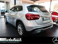 Gebraucht Mercedes GLA180 122 PS (89 kW) 2017 Silber SUV