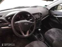 Gebraucht Lada Vesta 106 PS (77 kW) 2017 Silber Limousine