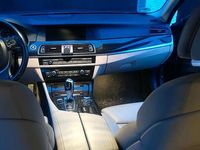 Gebraucht BMW 528 258 PS (189 kW) 2010 Braun Kombi