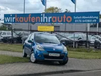 Używany Renault Clio III Dynamique 79 KM (58 kW) 2009 Niebieski Hatchback