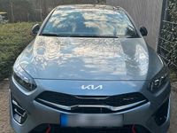 Gebraucht Kia ProCeed 150 PS (110 kW) 2023 Silber Kombi