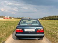 Gebraucht Mercedes E430 Elegance 279 PS (205 kW) 2001 Schwarz Limousine
