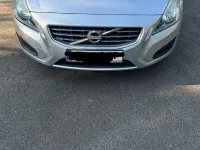 Gebraucht Volvo V60 Kinetic 215 PS (158 kW) 2013 Silber Kombi