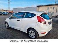 Gebraucht Ford Fiesta Ambiente 60 PS (44 kW) 2016 Weiß Kleinwagen