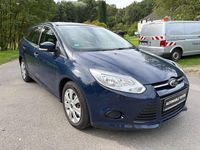 Gebraucht Ford Focus Ambiente 101 PS (74 kW) 2014 Blau Kombi