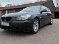 Gebraucht BMW 525 177 PS (130 kW) 2004 Blau Kombi