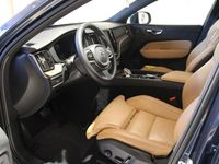Gebraucht Volvo XC60 Ultimate 235 PS (172 kW) 2022 Blau SUV