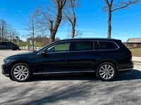 Gebraucht VW Passat Elegance 150 PS (110 kW) 2020 Schwarz Kombi