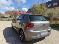 Gebraucht VW Polo 95 PS (69 kW) 2021 Grau Kleinwagen
