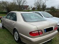 Gebraucht Mercedes E200 136 PS (100 kW) 2000 Beige Limousine