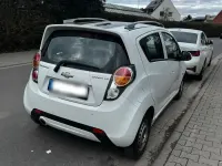 Gebraucht Chevrolet Spark 68 PS (50 kW) 2011 Weiß Kleinwagen