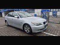 Gebraucht BMW 523 190 PS (139 kW) 2007 Silber Limousine