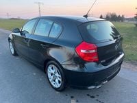 Gebraucht BMW 118 Advantage 143 PS (105 kW) 2010 Schwarz Kleinwagen