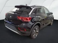 Second-hand VW T-Roc Life 116 CP (85 kW) 2025 Argintiu SUV
